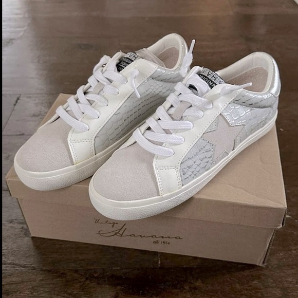 Vintage Havana-Edge Croc Embossed Leather Sneakers-size 7.5 Gray/white-Brand New - Picture 1 of 13